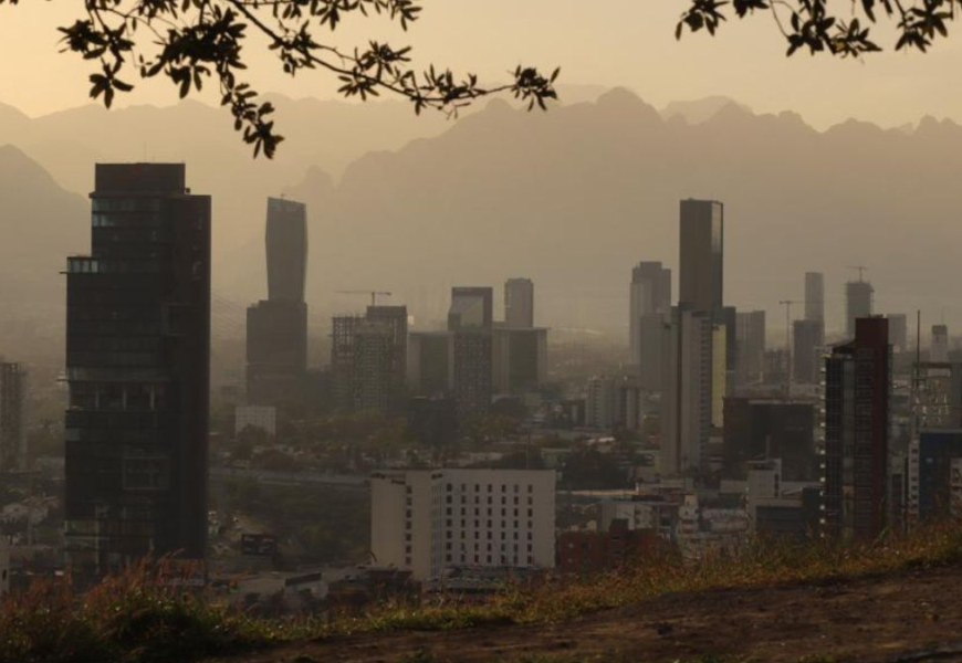 Contaminación En Nl - Justicia Regia