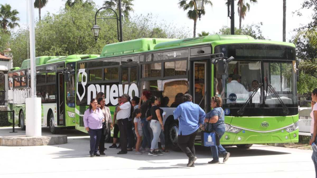 Arzobispo De Monterrey Se Posiciona En Contra Del Aumento De Tarifa Al Transporte Público. - Justicia Regia