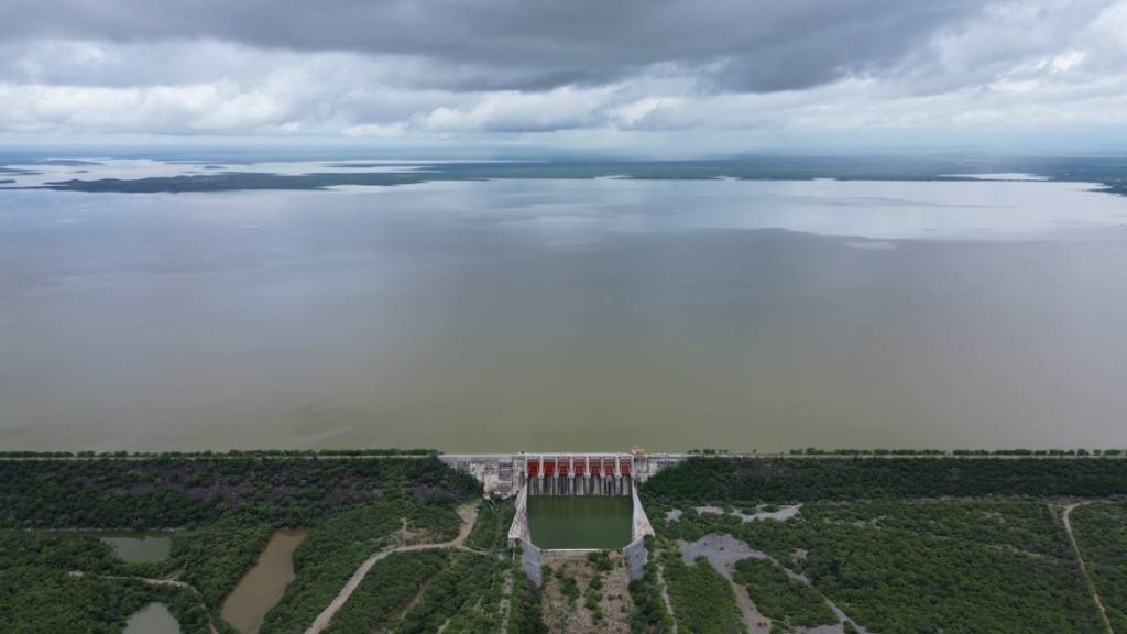Presaleóndetenida-obraestatal-malecón-samuelgarcía