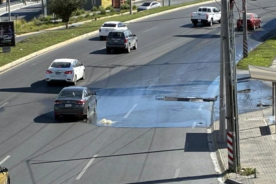 Image - Justicia Regia Deuda-de-agua-y-drenaje-samuel-garcía-fugas-de-agua