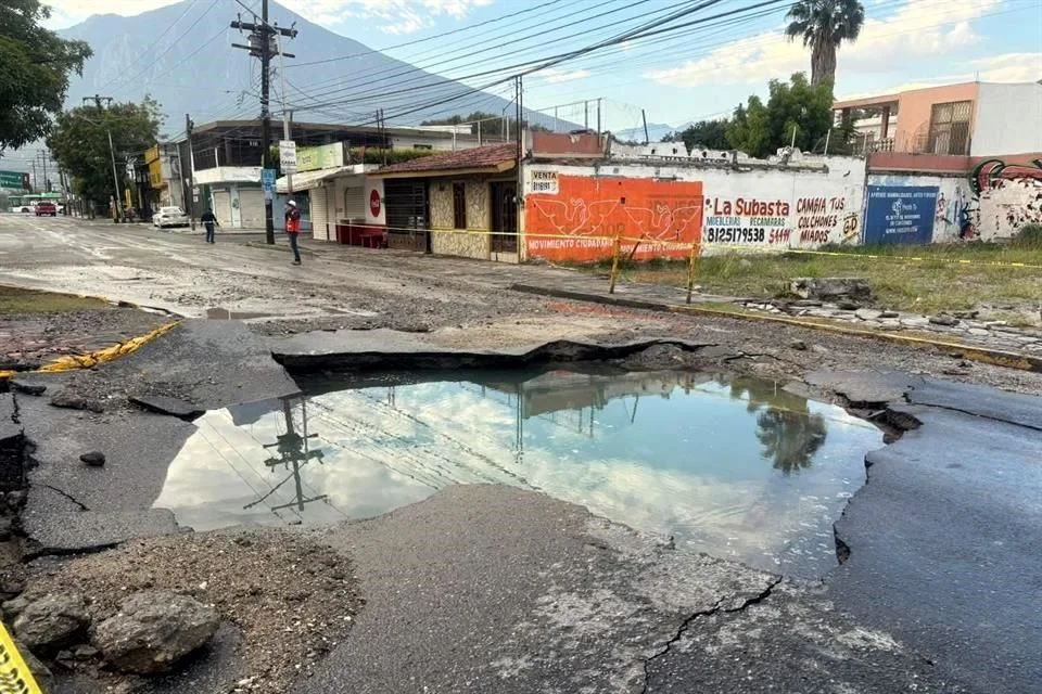 Image - Justicia Regia Deuda-de-agua-y-drenaje-samuel-garcía-fugas-de-agua