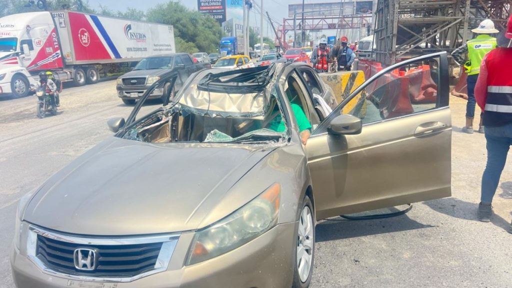 Heridos-por-caida-de-bloque-en-linea-6