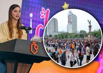 Woman Delivering a Speech at a Podium on Stage, with a Large Crowd Gathered in a City Square Shown in a Circular Inset. - Justicia Regia
