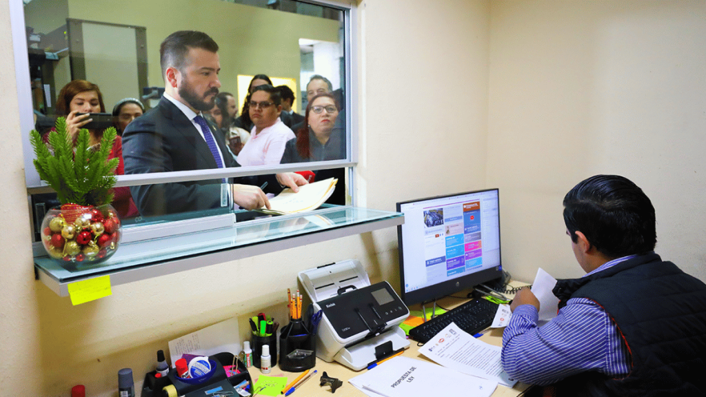 , Cuándo Inició El Conflicto De Las Notarías Con Samuel García Sepúlveda - Justicia Regia