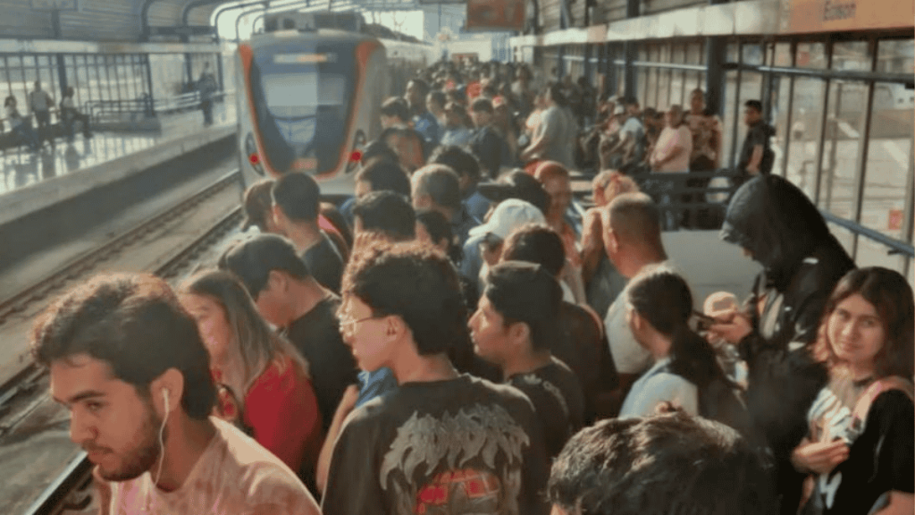 Sobrecupo En Estaciones - Justicia Regia Sobrecupo En Estaciones De La Línea 1 Del Metro - Justicia Regia